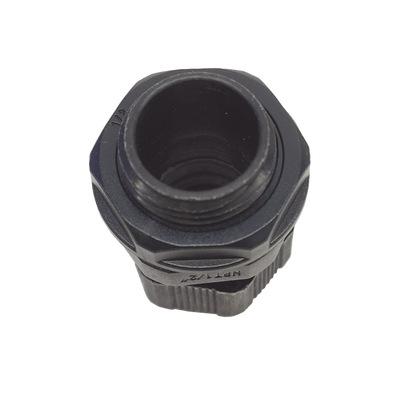 Conector Plástico Negro Tipo Glándula para Rosca NPT 1/2"