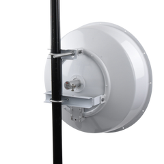 Antena direccional de alta resistencia, Ganancia 30 dBi, (4.9 -6.4 GHz), Plato hondo para mayor inmunidad al ruido, Conectores N-Hembra, Montaje incluido.