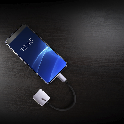 Adaptador USB-C a VGA
