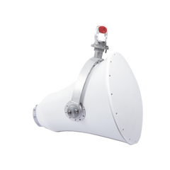 Antena direccional UltraHorn™ 5180-6775 GHz MHz, 24 dBi, ultra rechazo al ruido, conexión a radio sin pérdida y transmisión altamente direccional sin lóbulos laterales