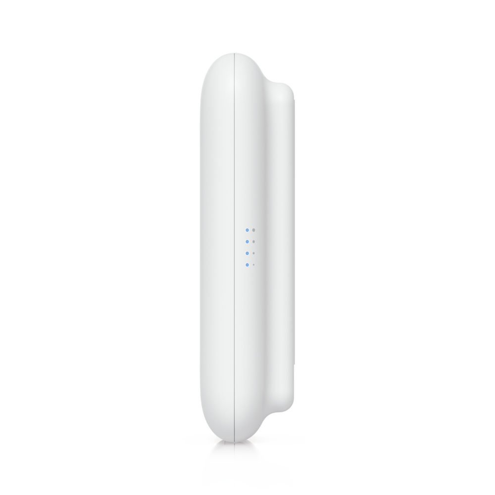 Access Point UniFi UK Ultra Navaja Suiza WiFi 5, MU-MIMO 2x2, instalación flexible, antena sectorial integrada, (2) conectores RP-SMA para antenas omnidireccionales externas, para interior o exterior (IPX6)