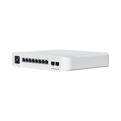 Switch UniFi Pro 8 PoE Administrable Capa 3, 8 puertos GbE / (6) puertos POE+ af/at y (2) puertos POE++ 802.3bt / (2) puertos SFP+ 10G / 120W de presupuesto POE