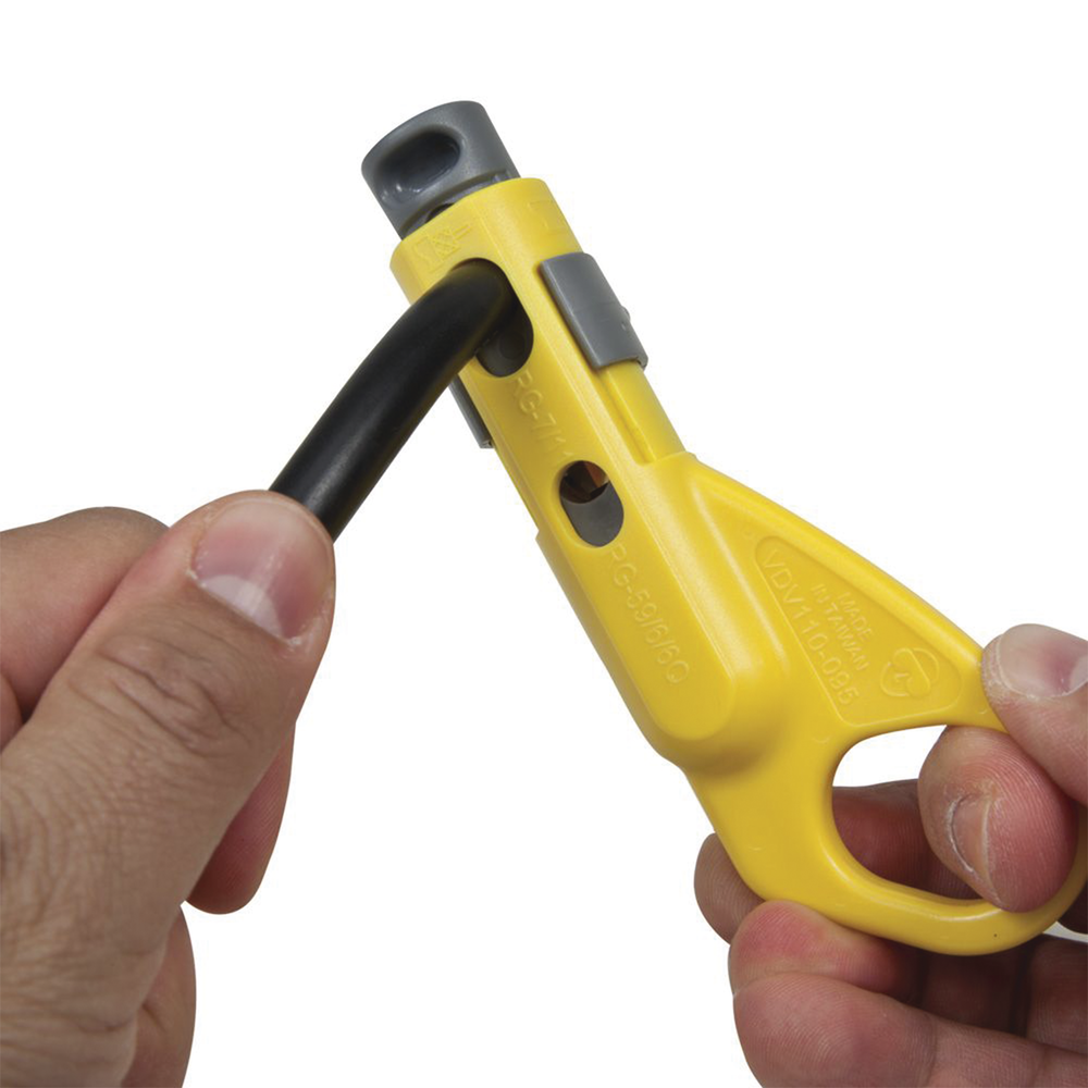 Pelacables Radial de Cables Coaxiales.