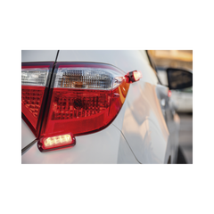 Luz Auxiliar Ultra Brillante X13 de 4 LEDs, color Rojo, con mica transparente.