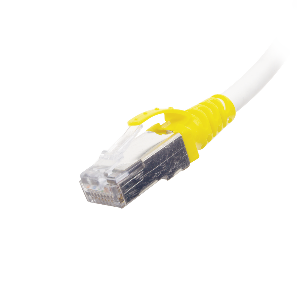Patch Cord Reforzado Industrial (Ruggedized), Cat6A Blindado S/FTP, CM/LS0H, 2.13 Metros (7 Pies)