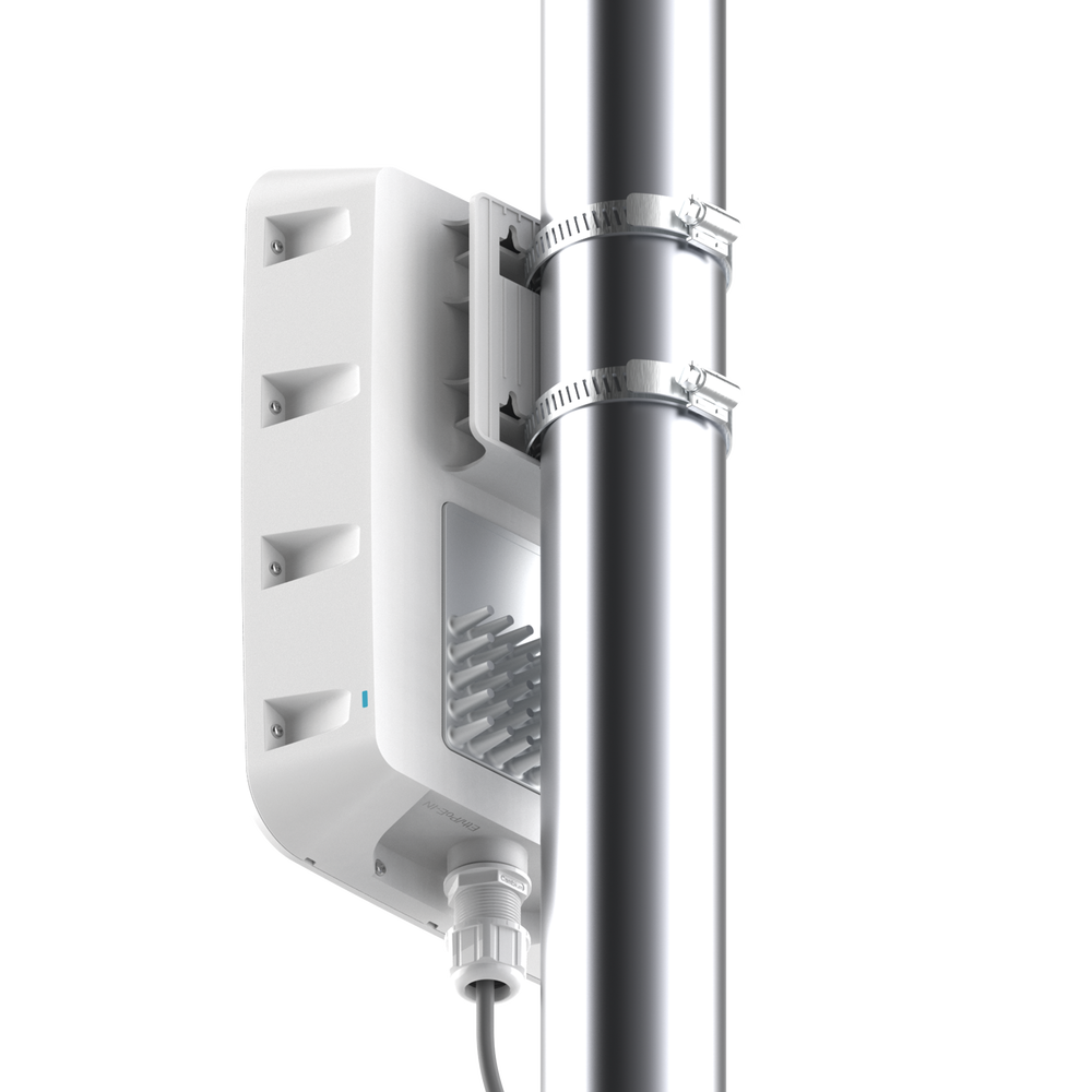 Punto de Acceso para exterior / cnPilot XV2-23T / WiFi 6 / Doble banda / Filtrado de Aplicaciones / hasta 256 clientes / gestión desde cnMaestro / IP67 / Hasta 2.4 Gbps
