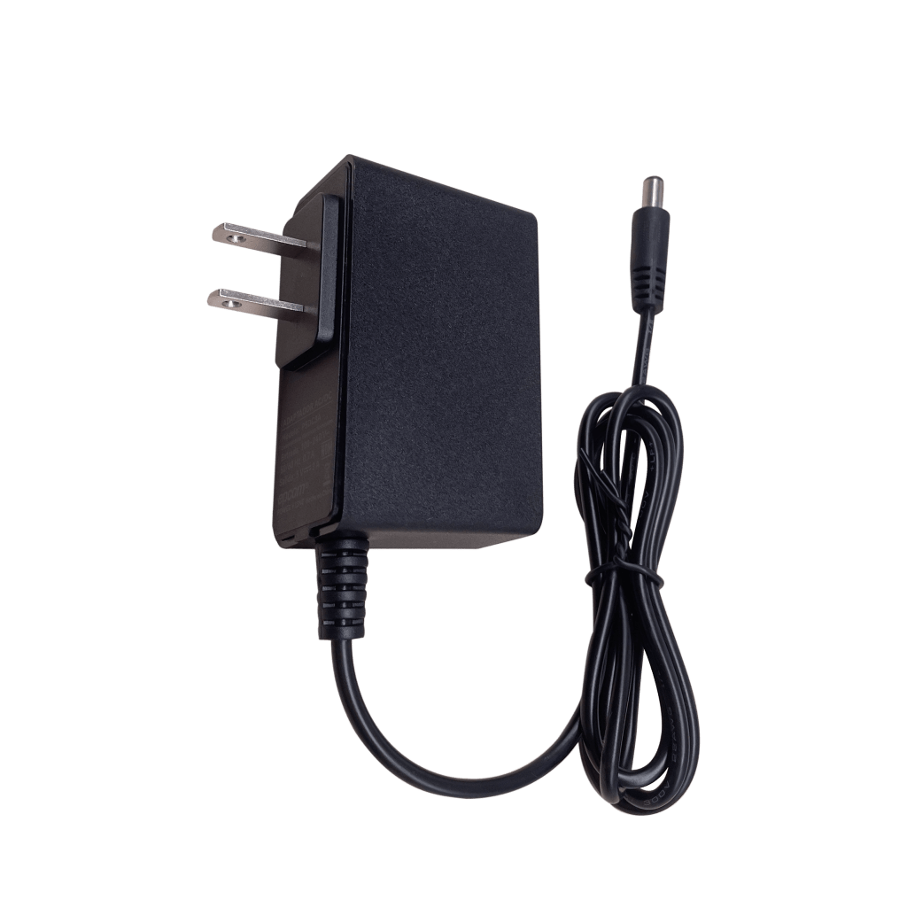 Adaptador de Corriente DC / 5V 3A 15W / Entrada 100-240V AC / Protección Sobre-Corriente y Cortocircuito / LED Indicador / Plug 5.5mm x 2.1mm