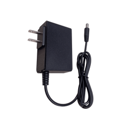 Adaptador de Corriente DC / 5V 3A 15W / Entrada 100-240V AC / Protección Sobre-Corriente y Cortocircuito / LED Indicador / Plug 5.5mm x 2.1mm