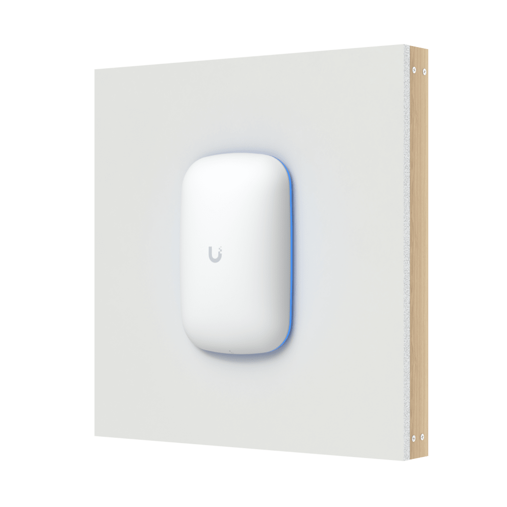 Extensor WiFi 6 UniFi / Hasta 5.3 Gbps Agregados / Doble Banda 2.4 y 5 GHz / MIMO 2x2 y 4x4 con Beamforming / Conexión Directa a Contacto Eléctrico / 300+ Clientes Concurrentes / Gestión UniFi Network / Exclusivo para Equipos UniFi