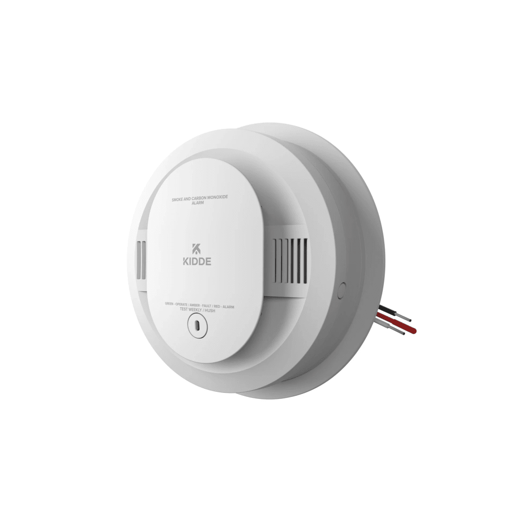 Alarma combinada de humo y monóxido de carbono, cableada a 120V CA con respaldo de batería AA, interconectable
