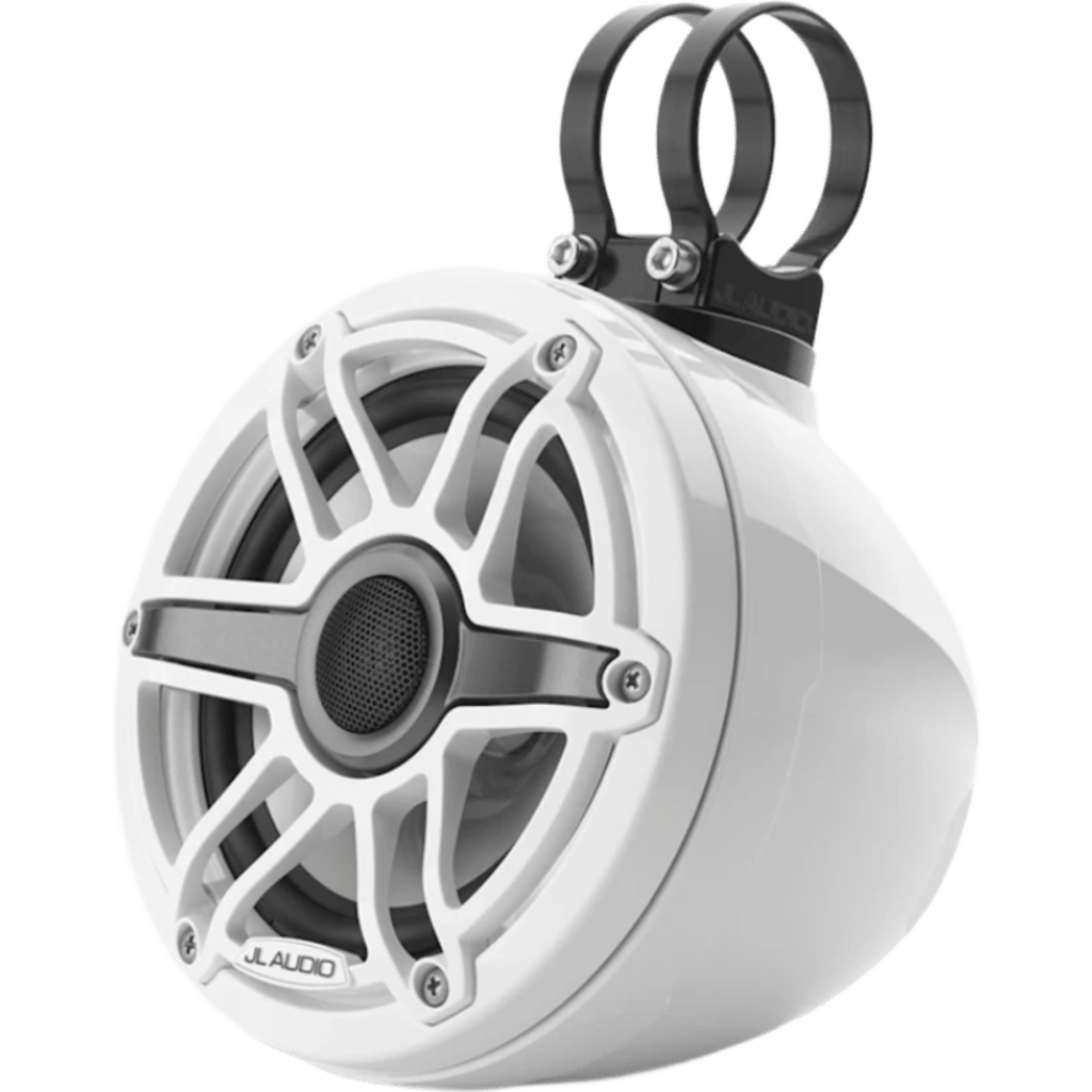 Altavoz Coaxial Cerrado 6.5″ (165.1 mm) / Sistema VeX M6 / 75 W RMS / Impedancia 4 &Omega; / Sensibilidad 89.5 dB / Respuesta de Frecuencia 100 Hz-25 kHz / Cono de Polipropileno Relleno de Mica Moldeado por Inyección / Tweeter de Cúpul