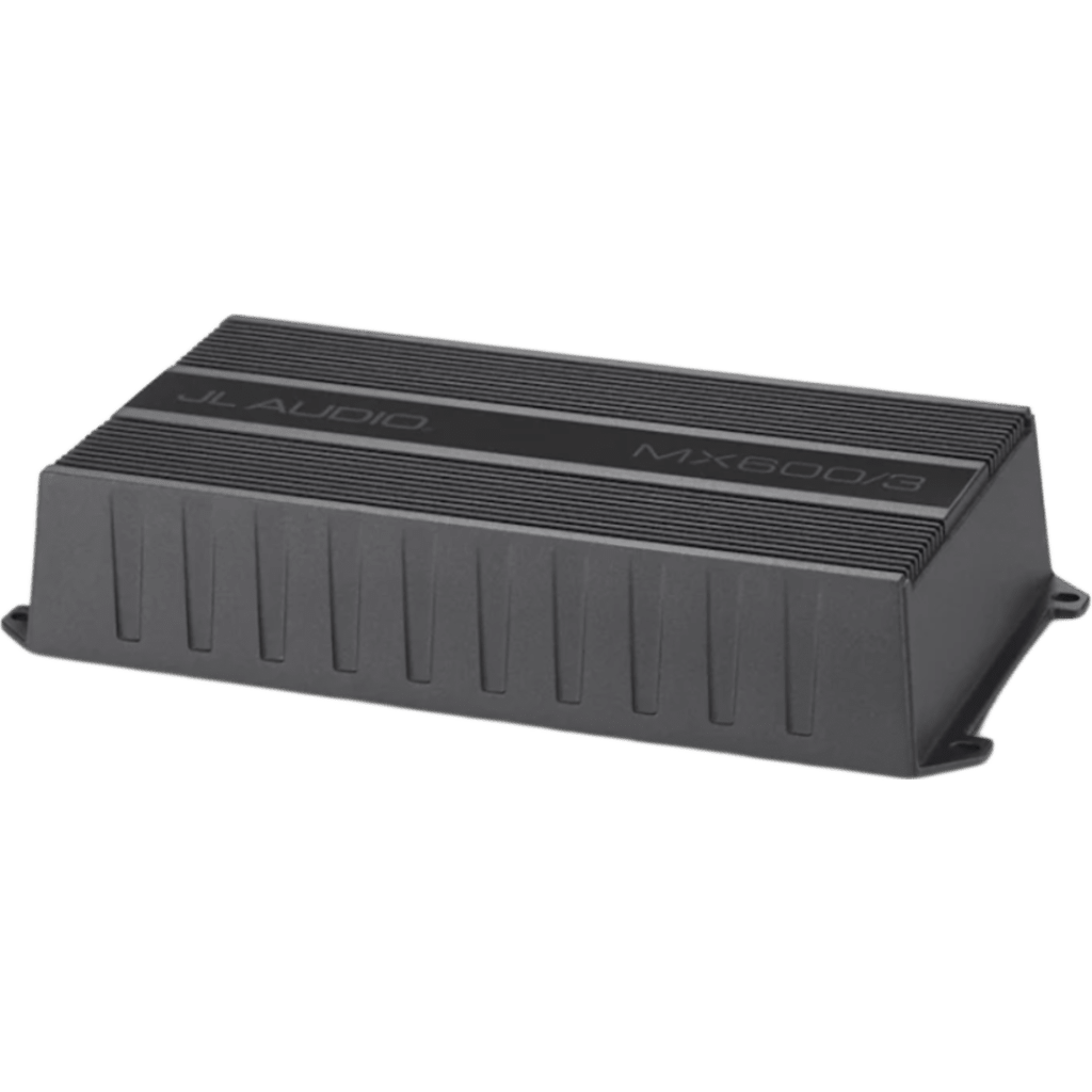Amplificador Náutico y para Deportes de Motor / 3 Canales / 600 Vatios / Clase D / IPX7 / 11-15 VDC / Filtros Paso Alto y Paso Bajo / Control de Nivel Remoto Opcional (RBC-1)