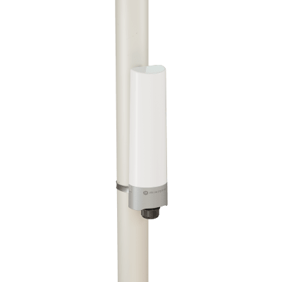 (GPeRx4) Extensor PoE administrable SwOS para exterior/ 4 puertos de salida af/at 90 Wats de consumo total / Puertos Aislados