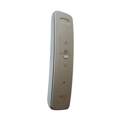 Control remoto 1 canal para motores de persiana Somfy con señal inalámbrica, instrucciones: sube, baja y detener, con posición favorita programada.