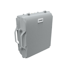 (HASTA 3 KILÓMETROS) Amplificador de Señal Celular TRI Banda / 2G, 3G, 4G y Llamadas / 20 Watts de Potencia / Ganancia DL 95 dB / Amplía la Cobertura Celular a Área Rural / IP65 Exterior