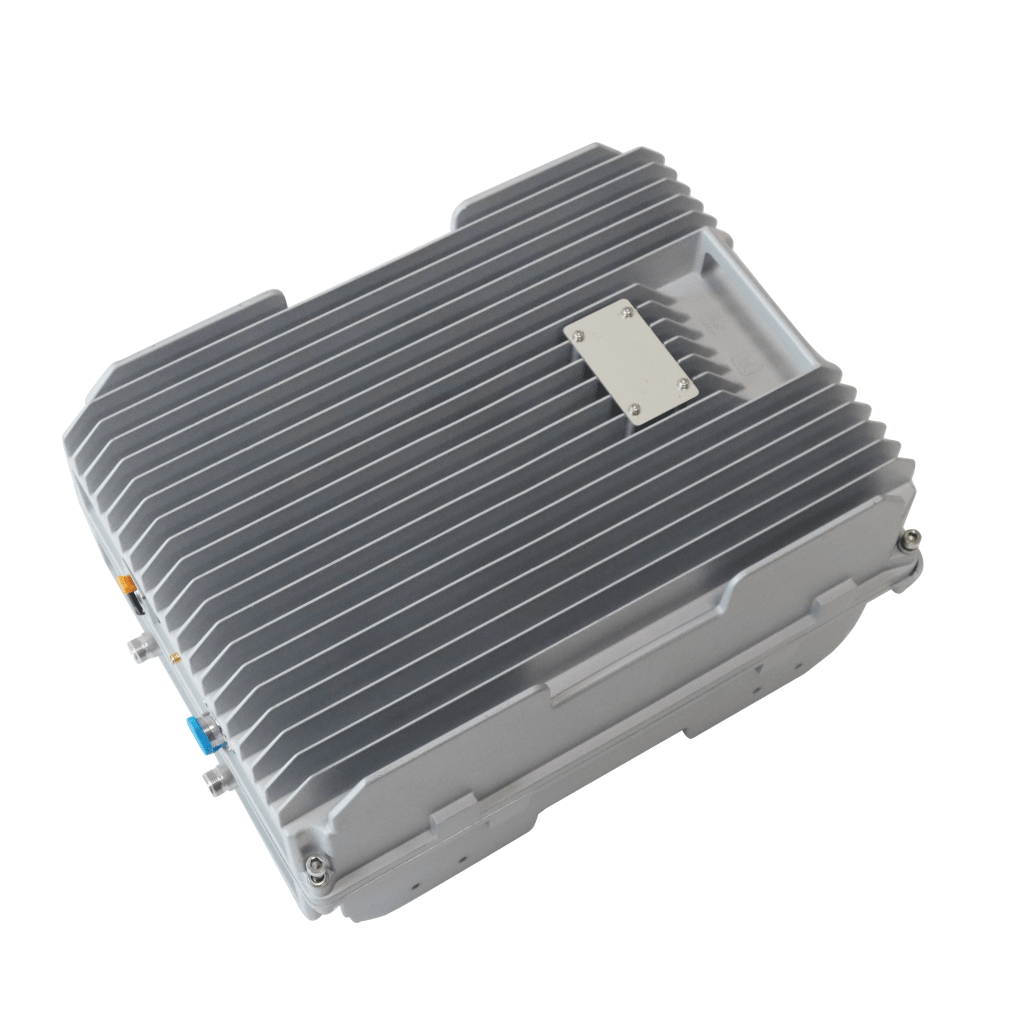 Amplificador de Señal Celular de Alta Potencia / Cobertura hasta 5 km / Banda 2 (1900 MHz) / 20 Watts / 95 dB de Ganancia / Multioperador / Gabinete IP65