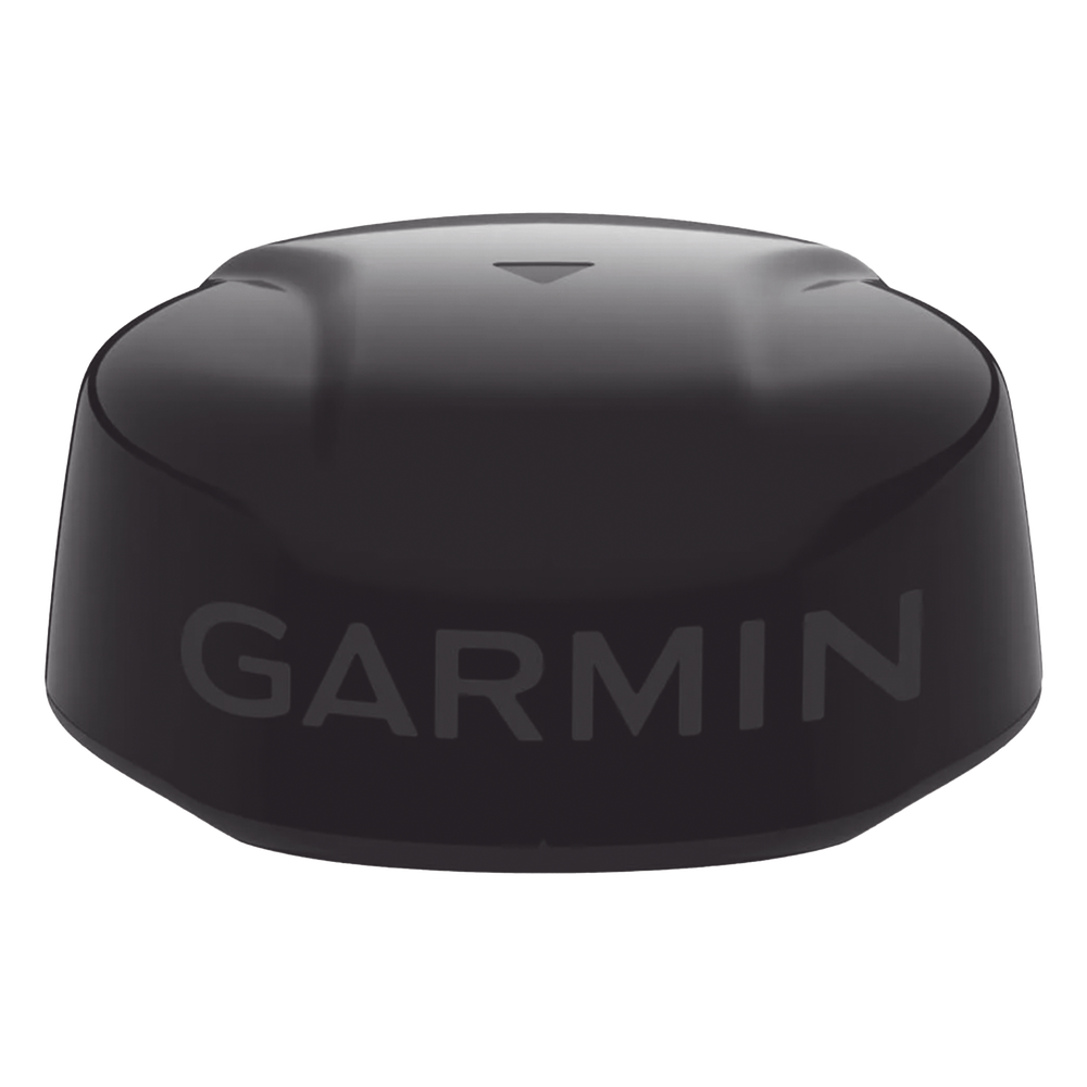 Radar  tipo domo GMR Fantom 18x color negro de hasta 48 Millas Náuticas de alcance máximo, con 50 W de potencia.
