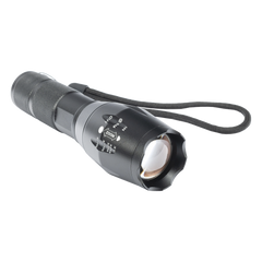 Linterna LED de Aluminio, 800 Lúmenes, IPX4, Resistente al Agua