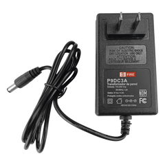 9 Vcc / 3 A / Fuente de poder / Voltaje de Entrada de 100-240 Vca / Para Usos Múltiples / Video Vigilancia, Acceso, Asistencia, Alarmas, Etc.