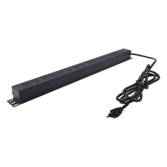Unidad de Distribución de Energía (PDU) / 14 Tomas / 125 V / Montaje Vertical / Cable 1.90 m (6.2 ft) / Gabinete 650 mm (25.6 in) de Ancho