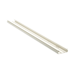 Base para canaleta T-45, de PVC rígido, con orificios perforados para montaje, 60.3 x 18.5 x 2400 mm, Color Blanco