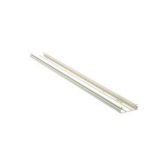 Base para canaleta T-45, de PVC rígido, con orificios perforados para montaje, 60.3 x 18.5 x 2400 mm, Color Blanco