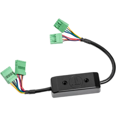 Adaptador de Detección de Carga / 4 Canales / Compatible con DSP de Integración FiX 82 y FiX 86 / Funcionamiento Pasivo / Evita el Silenciamiento del Amplificador Original / Largo Total con Cableado 41.91 cm (16.5 in) / Color Negro