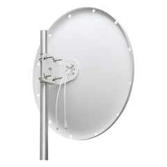 Antena Direccional con Frecuencia Extendida / 4.8 - 6.5 GHz / 28 dBi /  Jumper incluido con conector  SMA-Macho Inverso / Polaridad en 90º y 45º / Montaje incluido para torre o mástil