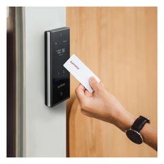 Lector  Multitecnolgia de tarjetas Mifare, móviles atraves de Bluetooth