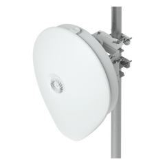 Radio Backhaul UISP Airfiber 60 XR para PTP en 60 Ghz, hasta 5.4 Gbps, radio redundante en 5 Ghz, SFP+ 10G, con GPS y Bluetooth, hasta 15 Km