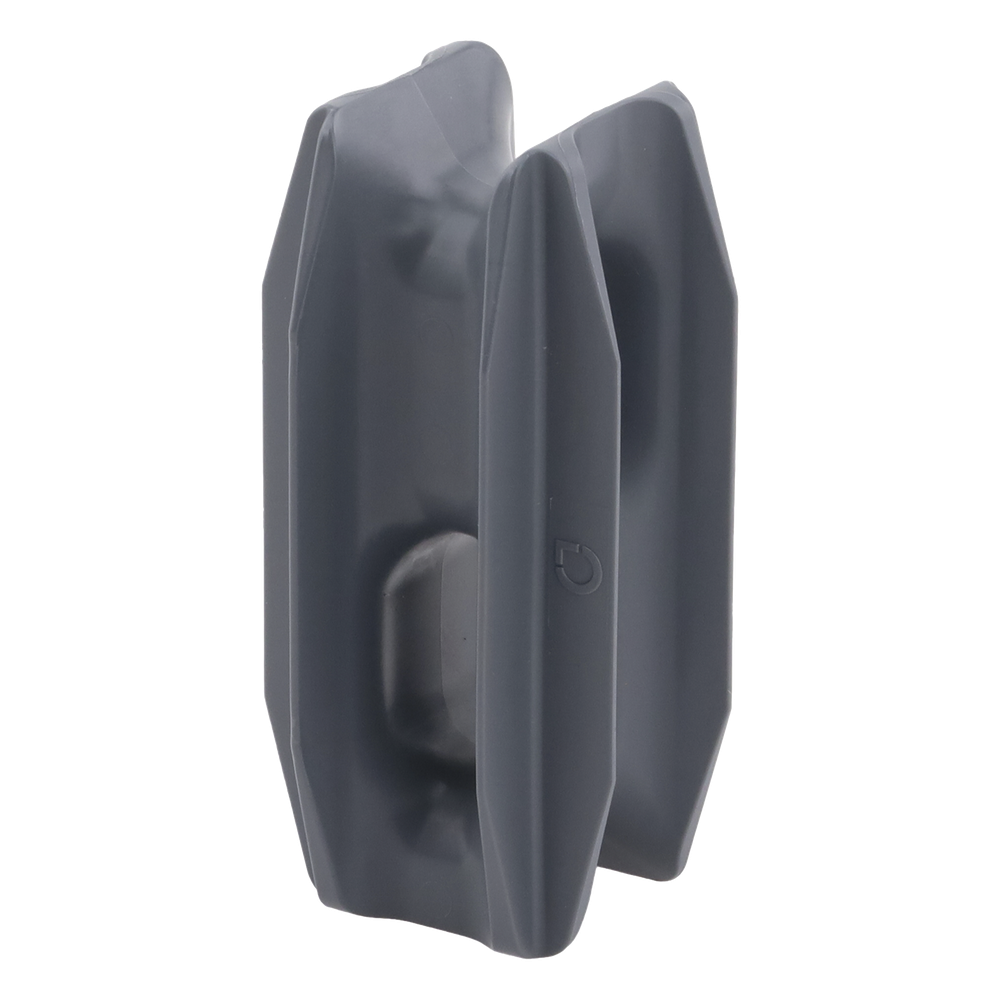 Aislador de Esquina Gris para Cercas Eléctricas / 18 kV / Anti UV / Resinas Vírgenes / Resistencia 7.5-10.2 kg / 66 mm x 31.6 mm