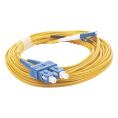 Jumper de Fibra Óptica Monomodo 9/125 LC/UPC-SC/UPC, PVC, 2.0 mm, Dúplex, Amarillo, 5 Metros (16.40 Pies)