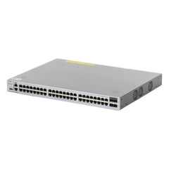 Switch Core Administrable Capa 3 con 48 puertos Gigabit + 4 SFP+ para fibra 10Gb, gestión gratuita desde la nube.