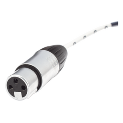 STAGEBOX, 32+8 CANALES, 8 EXTREMOS SON SCMM3 XLR Macho, LOS OTROS 32 EXTREMOS SON SCMF3 XLR Hembra de 3 núcleos con carcasa de acero inoxidable y contactos chapados en oro