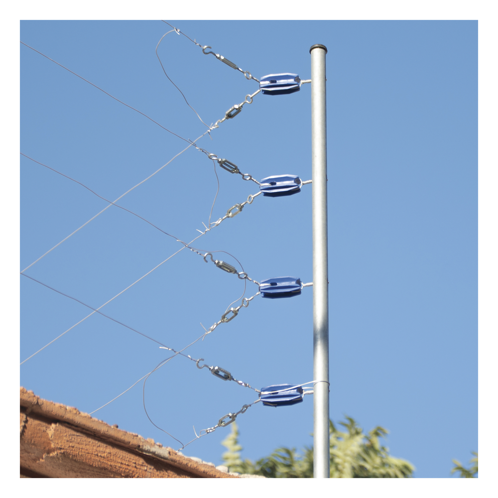 Aislador Azul de Esquina para Cercos Eléctricos / 18 kV / Resinas Vírgenes / Resistencia 7.5-10.2 kg / Anti UV / 66 mm x 31.6 mm