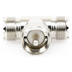 Adaptador en forma T, de Conector UHF Macho (PL-259) a Doble UHF Hembra (SO-239), Níquel/ Plata/ Delrin.
