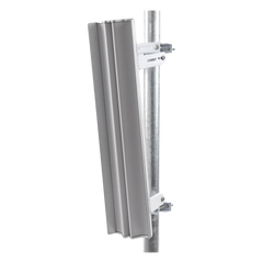 Antena sectorial para estaciones base airMAX AC de 60° de cobertura horizontal, en 5 GHz (5150 - 5875 MHz) de 21 dBi