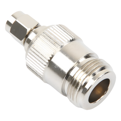 Adaptador en Línea, de Conector SMA Macho Inverso a N Hembra, Níquel/ Oro/ Teflón.