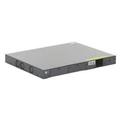 Switch Core Administrable Capa 3 con 24 puertos Gigabit + 8 SFP+ para fibra 10Gb, gestión gratuita desde la nube.
