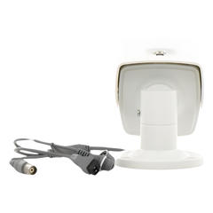 Bala TURBOHD 2 Megapixel (1080p)/ Lente Mot. 2.7 a 13.5 mm / 70 mts IR EXIR / HLC / Exterior IP67 / WDR 120 dB / Ultra Baja Iluminación / 12 Vcc / 24 VCA