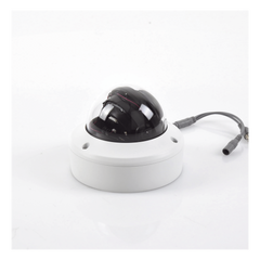 Domo TURBOHD 5 Megapixel / Lente Motorizado 2.7 - 13.5 mm / IR EXIR 40 mts / IK10 / IP67 / dWDR