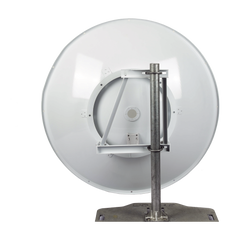 Antena direccional para radios C5x, C6x, B5x / Guía de onda para maximizar la conexión en transmisión / 4.9 - 6.5 GHz / 4ft / Ganancia de 36 dBi / Montaje incluido.