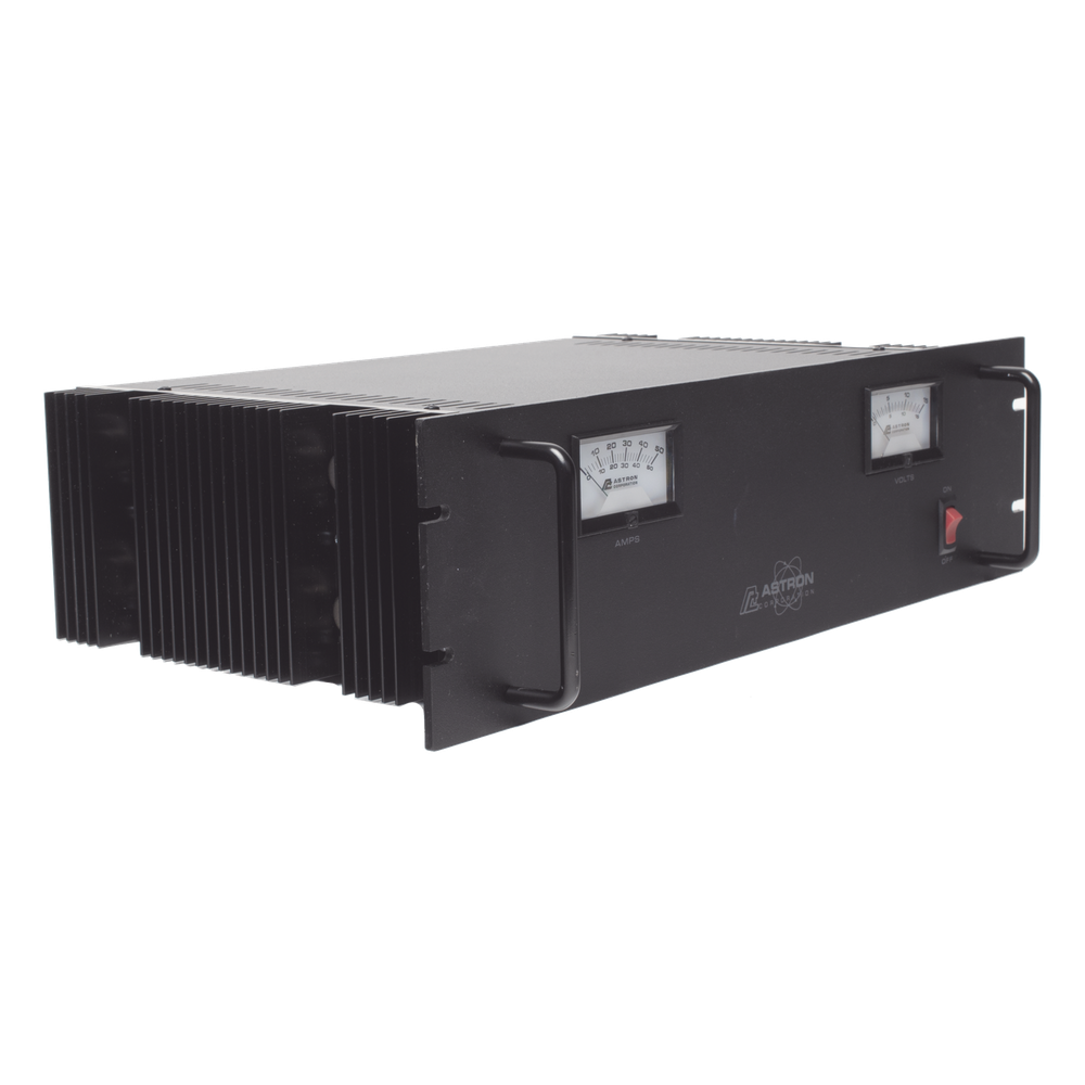 Fuente de poder 13.8Vcc, 50A, lineal regulada con circuito cargador de baterías, medidores, para instalación en rack