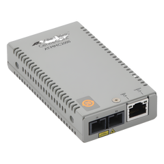 Convertidor de medios TAA (Federal) 10/100TX - 100FX/SC MultiModo, Multiregion PSU
