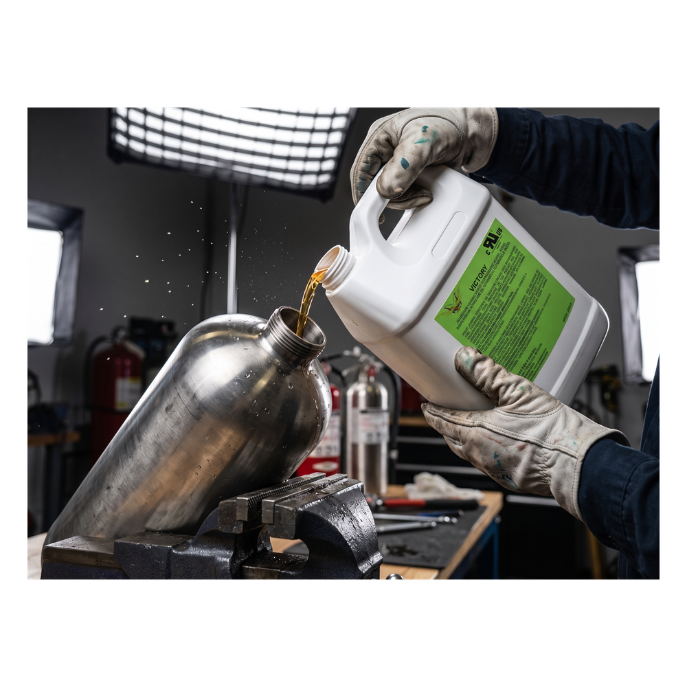 Galón para recarga de agente liquido, 6 L (1.6 gal), para extintores de cocina clase K, compatible con WC6L.