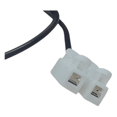 Cable con Conector Macho (Pigtail) | Forro Negro | Terminal Blanca | Alimentación para Vcc con Puntas Libres | Polarizado | Largo 22 cm ( 8.66 Pulgadas)  | Calibre 22AWG.