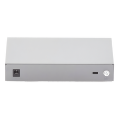 Switch PoE+ Gigabit No Administrable / 5 puertos 10/100/1000 Mbps / 4 puertos PoE+ / hasta 60W