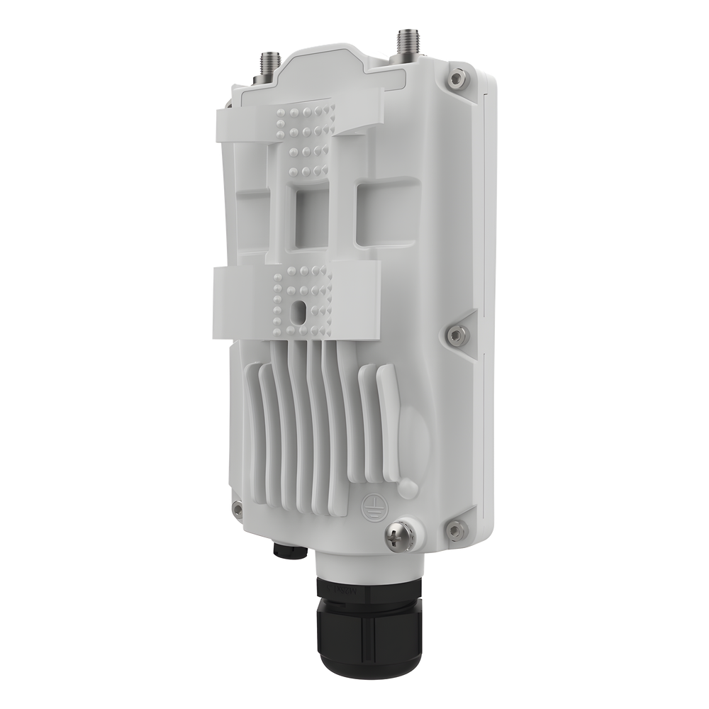 Punto de Acceso A5x, 4.9-6.4 GHz, Conectorizado, MU-MIMO 2X2, hasta 64 usuarios concurrentes, 700 Mbps, conectores SMA-hembra, Adaptación al entorno, Monitoreo a través de la nube