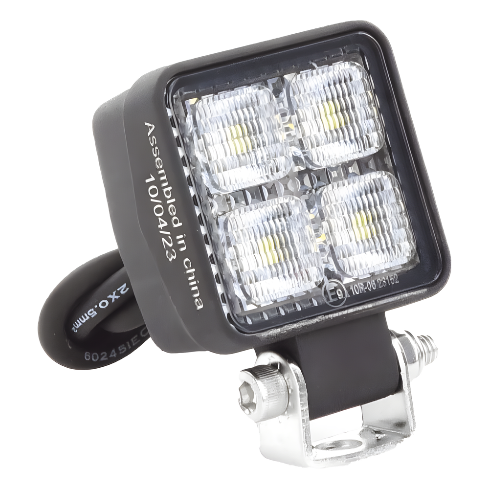Luz de Trabajo de 4 LED, 800 lumenes, 12-24 VCD