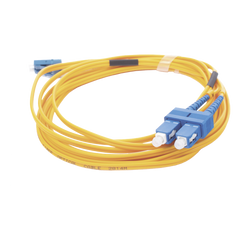 Jumper de Fibra Óptica Monomodo 9/125 LC/UPC-SC/UPC, PVC, 2.0 mm, Dúplex, Amarillo, 3 Metros (9.84 Pies)
